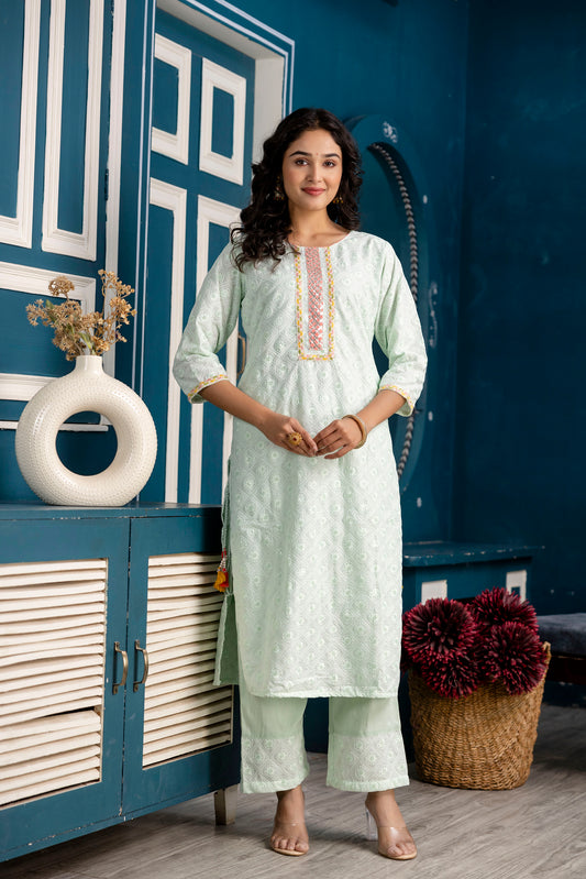 Chinnon Gotta Patti Kurti Set with Chicken Border Trouser & Printed Dupatta