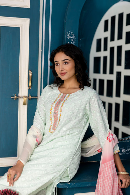 Chinnon Gotta Patti Kurti Set with Chicken Border Trouser & Printed Dupatta