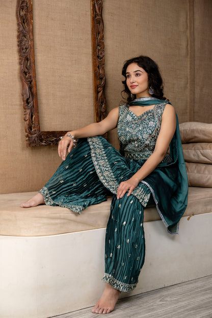 Embellished Sequined & Jari Kurti with Jari Detailed Sharara & Solid Dupatta