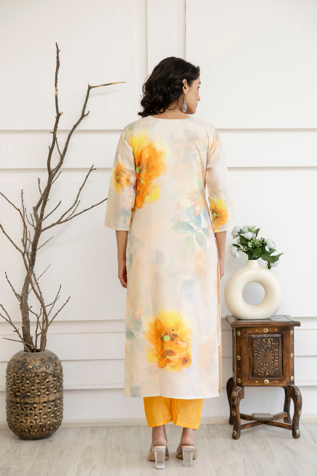 Digital Printed Kurti with Kardana Work, Round Neck, Plain Pants & Double-Toned Dupatta