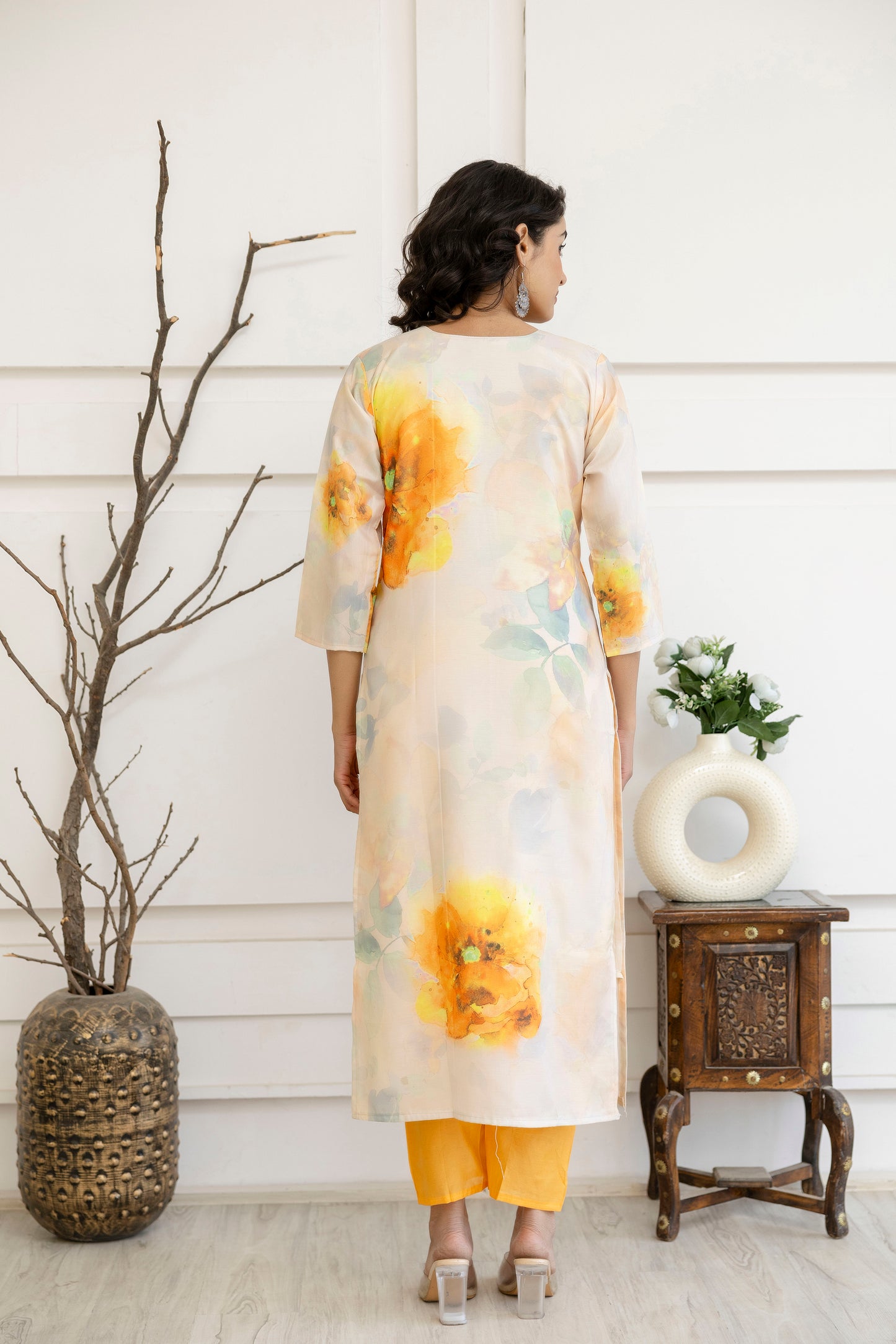 Digital Printed Kurti with Kardana Work, Round Neck, Plain Pants & Double-Toned Dupatta