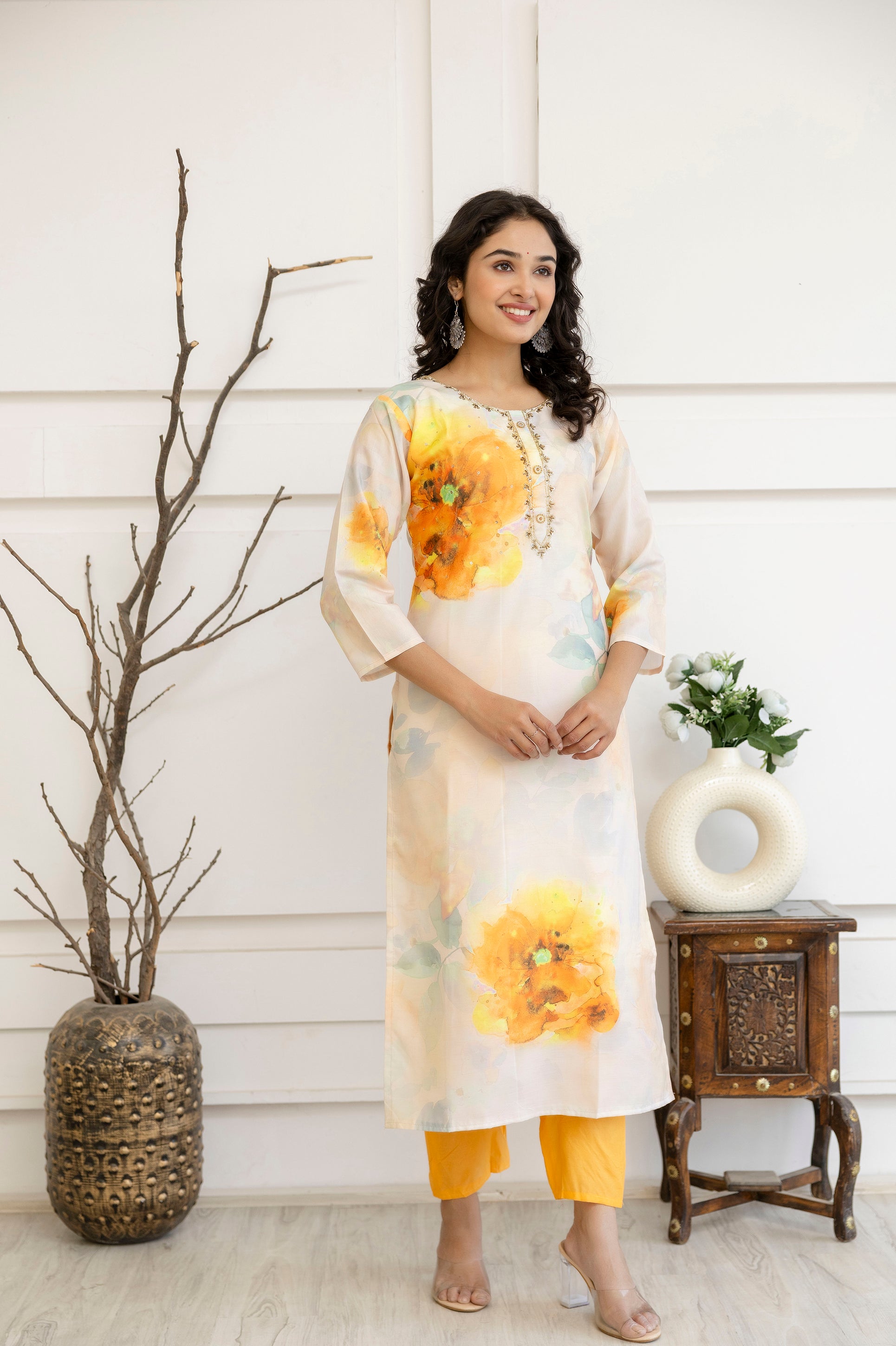 Digital Printed Kurti with Kardana Work, Round Neck, Plain Pants & Double-Toned Dupatta