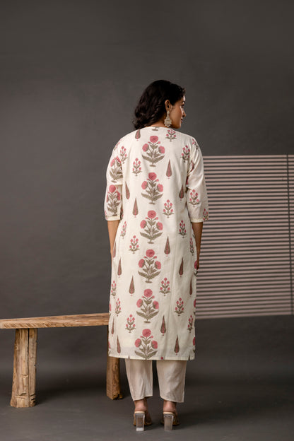 Printed Kurti with Jari Detailing, Plain Trousers & Decorative Dupatta
