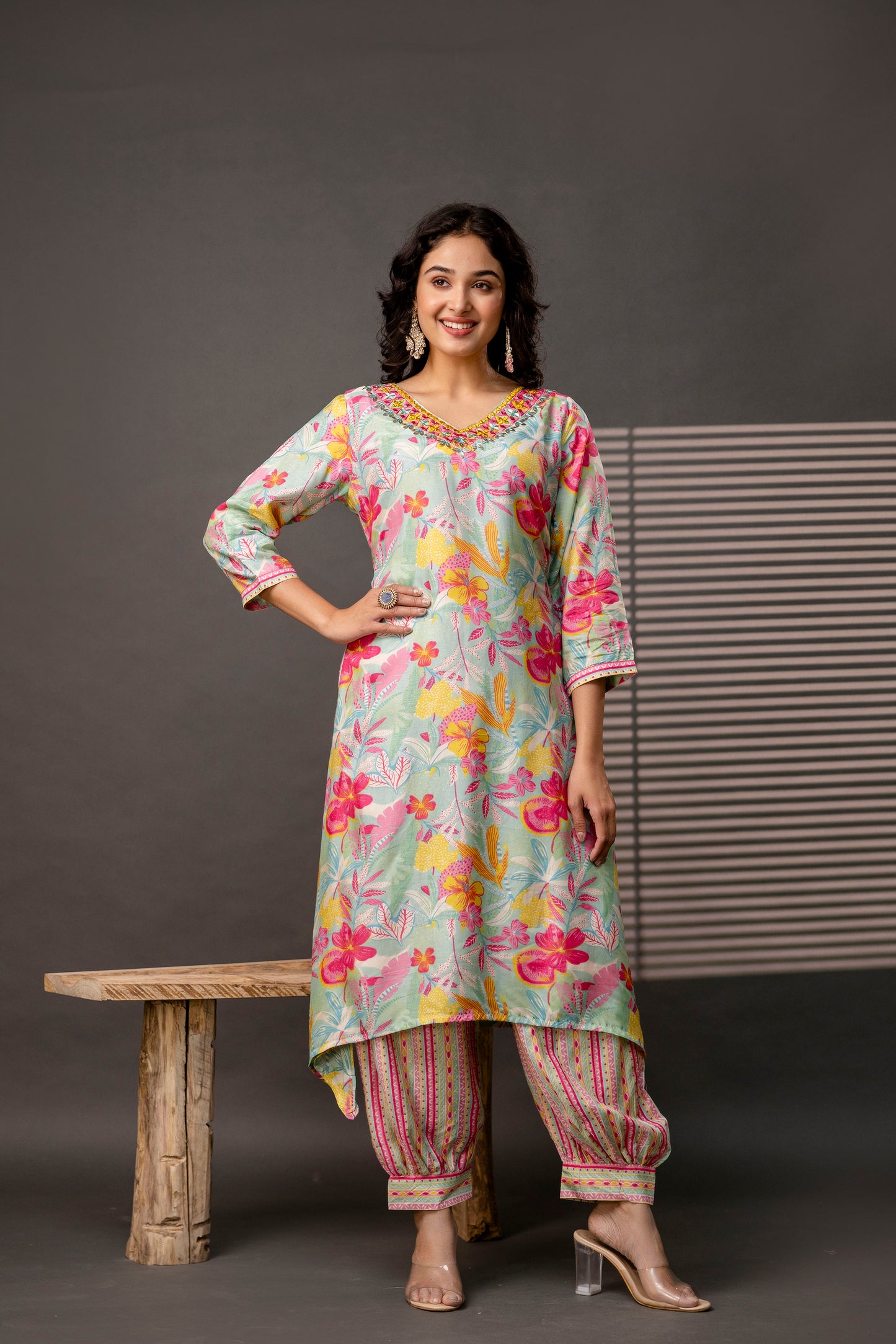 Ethnic Gotta Patti Mirror Embellished Kurti with Vibrant Afghani