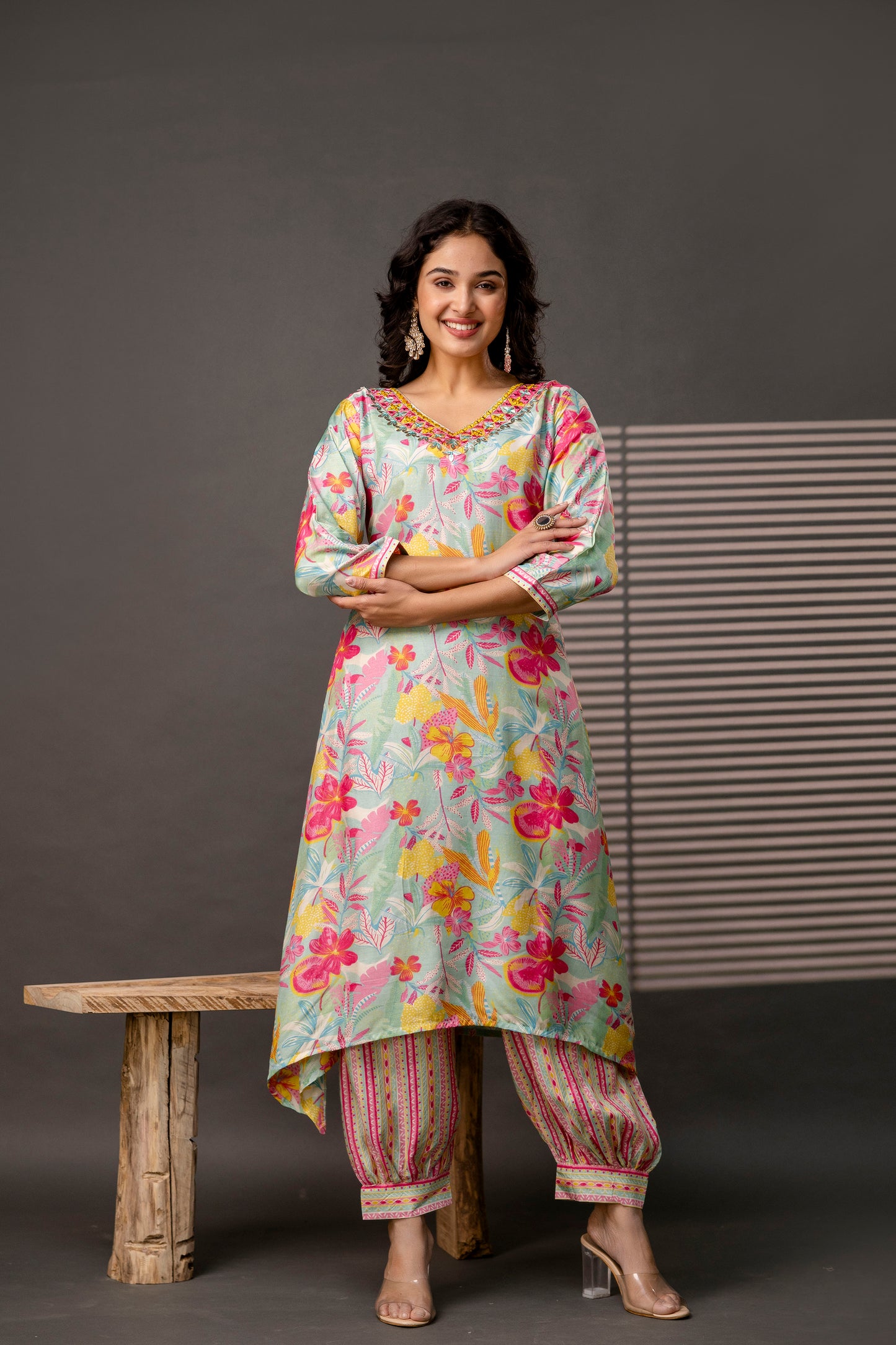 Ethnic Gotta Patti Mirror Embellished Kurti with Vibrant Afghani