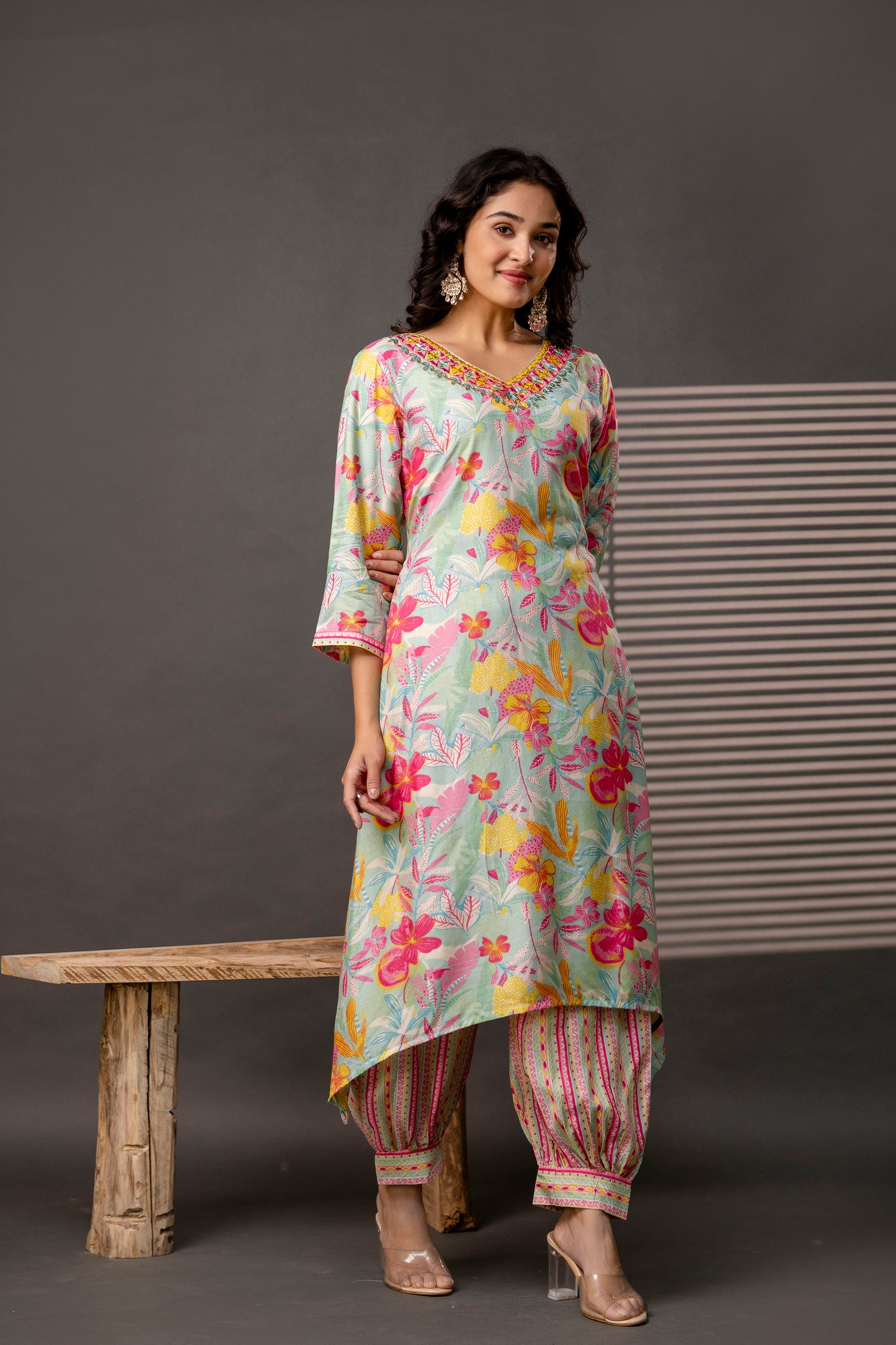 Ethnic Gotta Patti Mirror Embellished Kurti with Vibrant Afghani