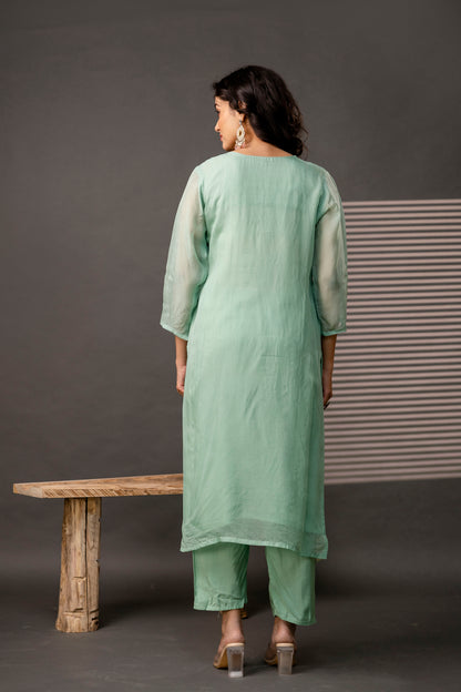 Resham Worked Kurti with Round Neck, Thread Worked Dupatta & Plain Pants