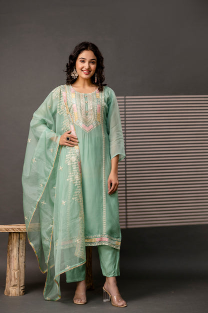 Resham Worked Kurti with Round Neck, Thread Worked Dupatta & Plain Pants