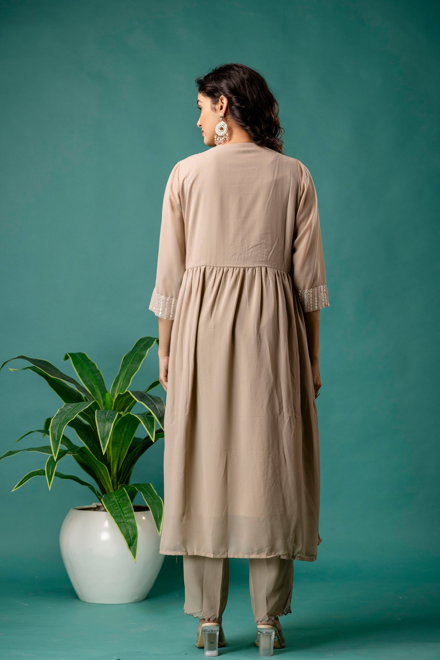 Resham & Sequence Embroidered Kurti with Plain Dupatta & Trousers