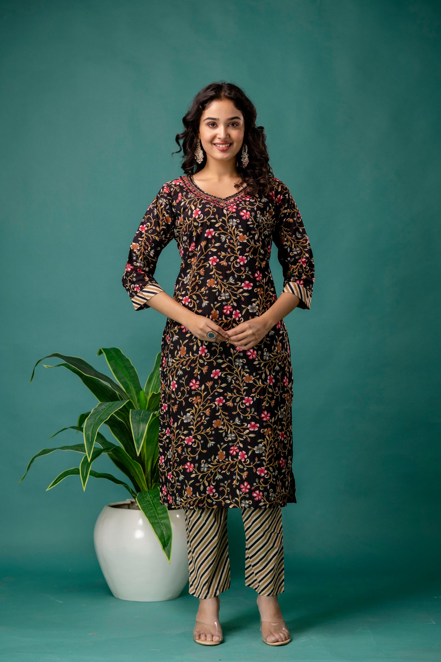 Printed Resham Work V-Neck Kurti with Printed Dupatta & Pants