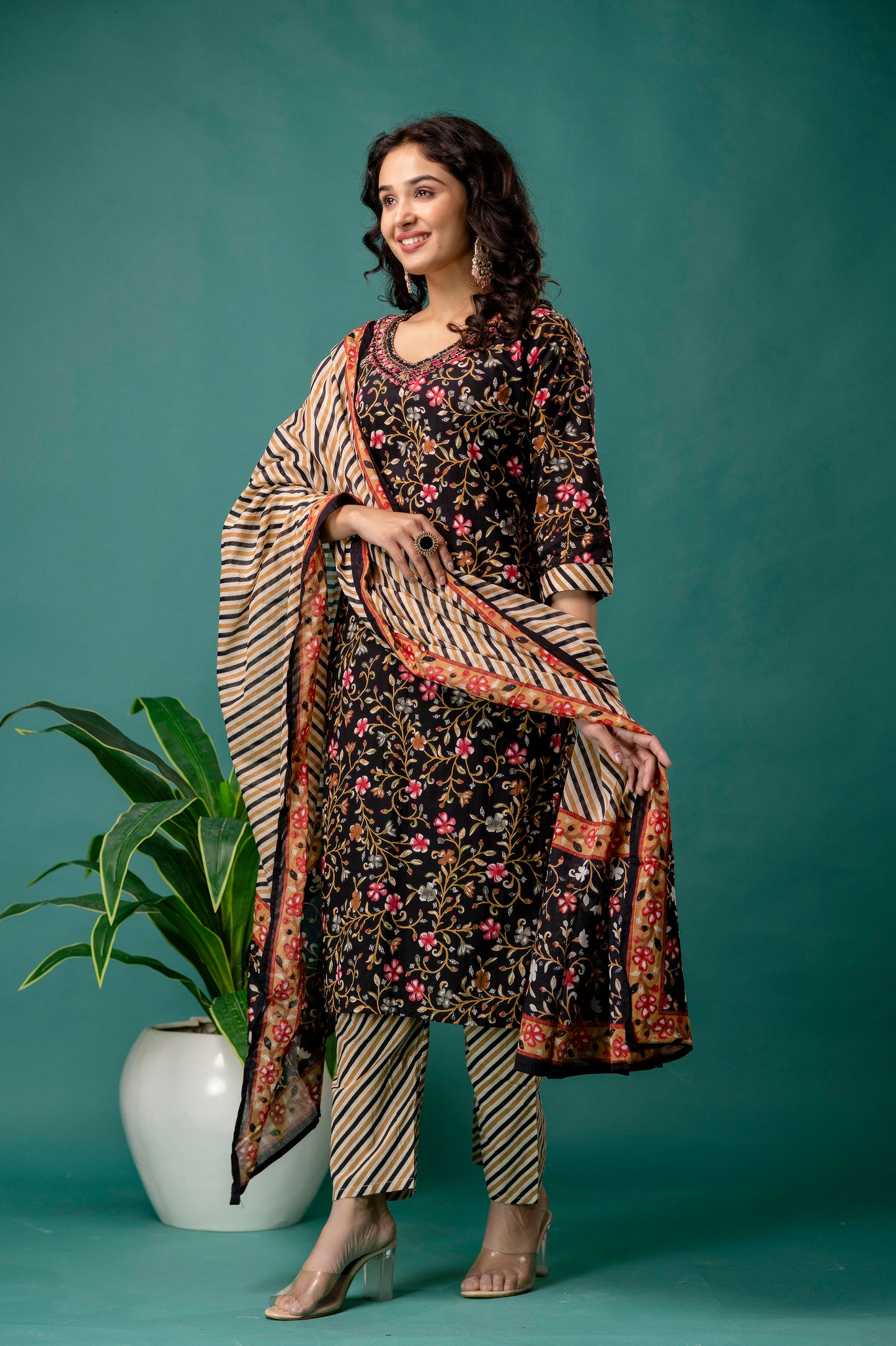 Printed Resham Work V-Neck Kurti with Printed Dupatta & Pants