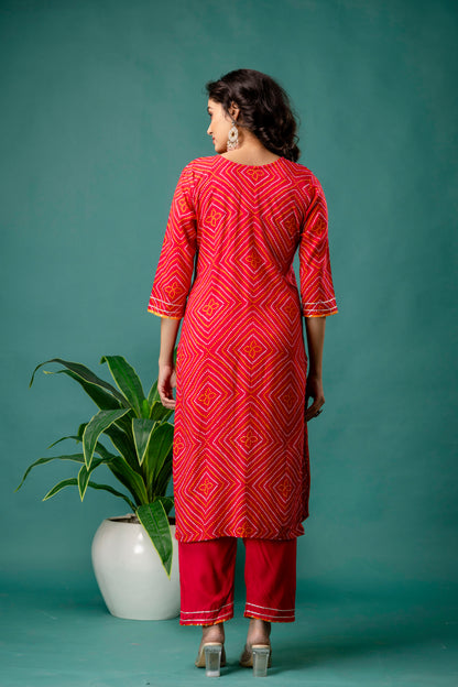 Jaipuri Printed Kurti with Gotta Patti Work, Round Neck, Plain Trouser & Double-Shaded Shiffon Dupatta