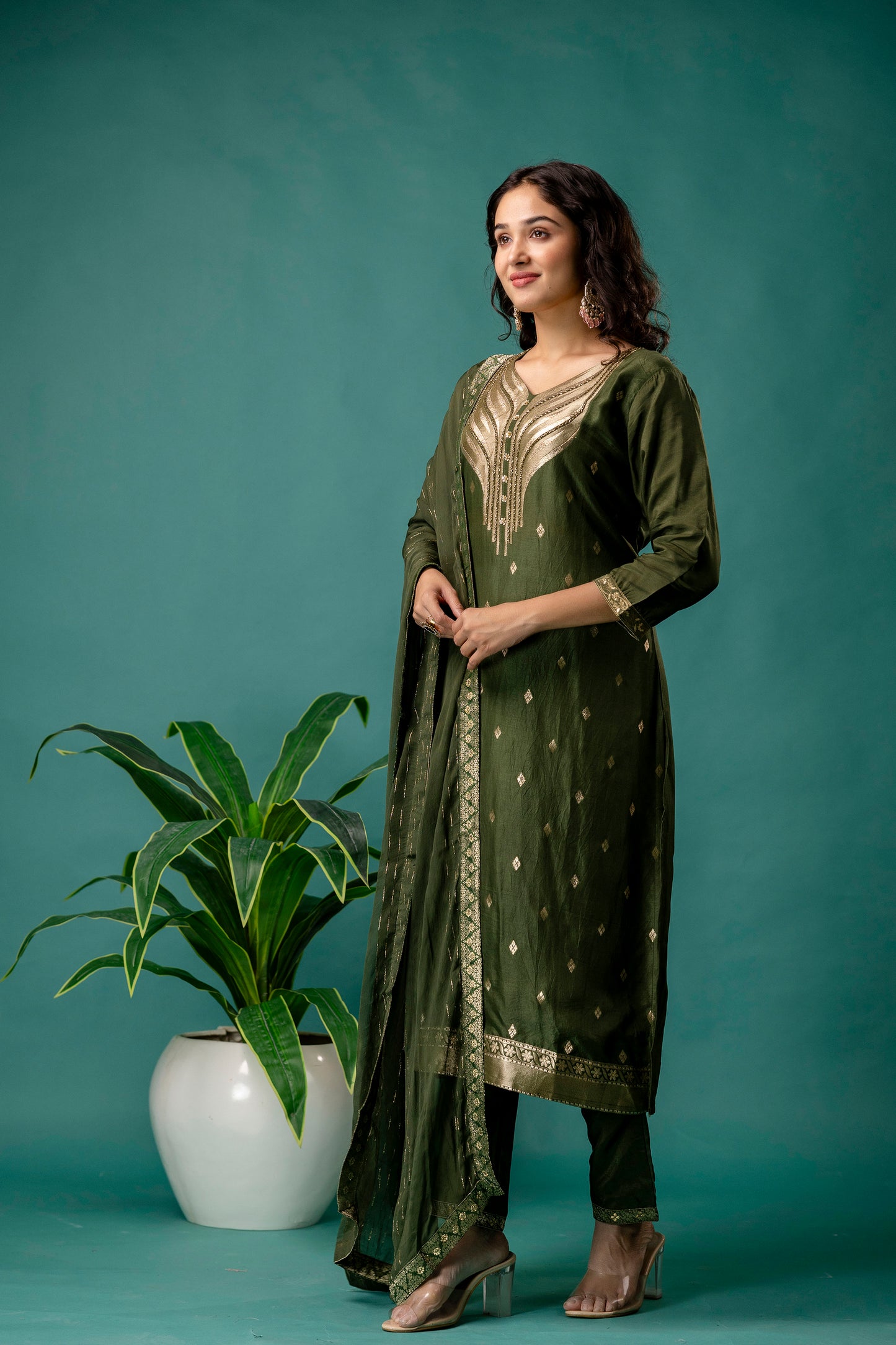 Banarasi Handworked Kurti with V-Neck, Shiffon Dupatta & Plain Trouser