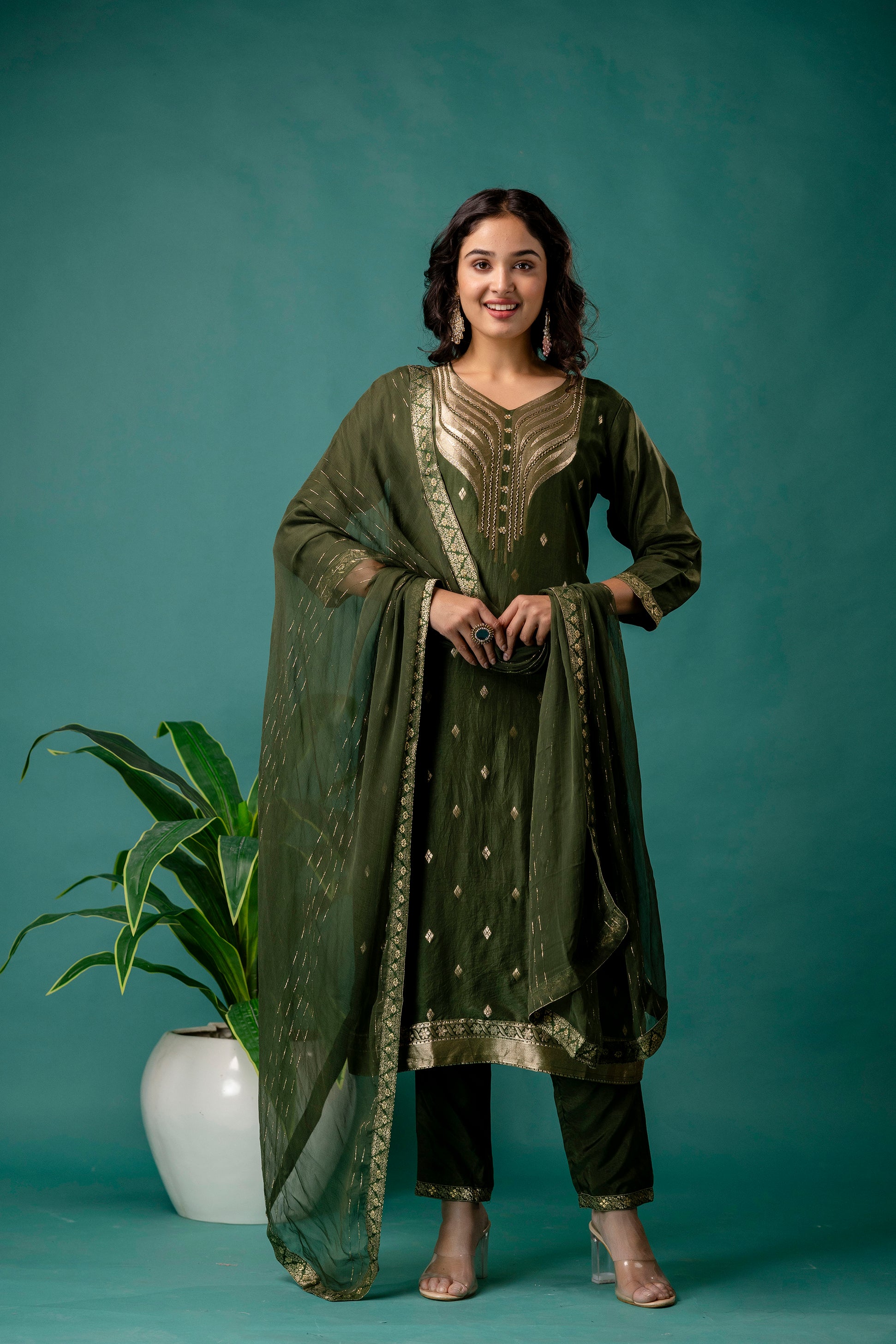 Banarasi Handworked Kurti with V-Neck, Shiffon Dupatta & Plain Trouser