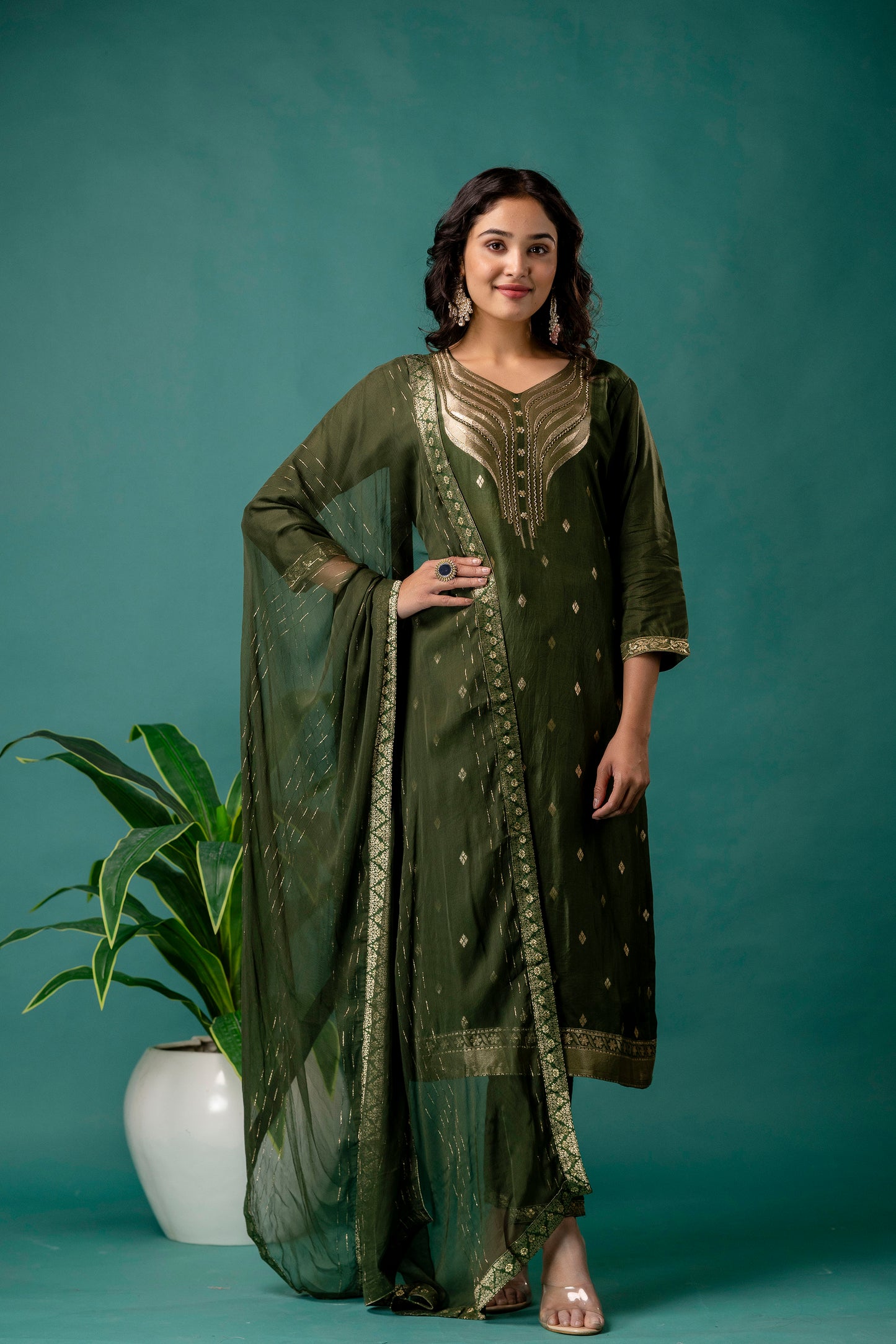 Banarasi Handworked Kurti with V-Neck, Shiffon Dupatta & Plain Trouser