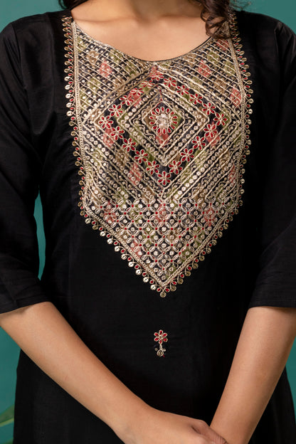 Dori & Sequined Work Kurti with Printed Organza Dupatta & Plain Trouser