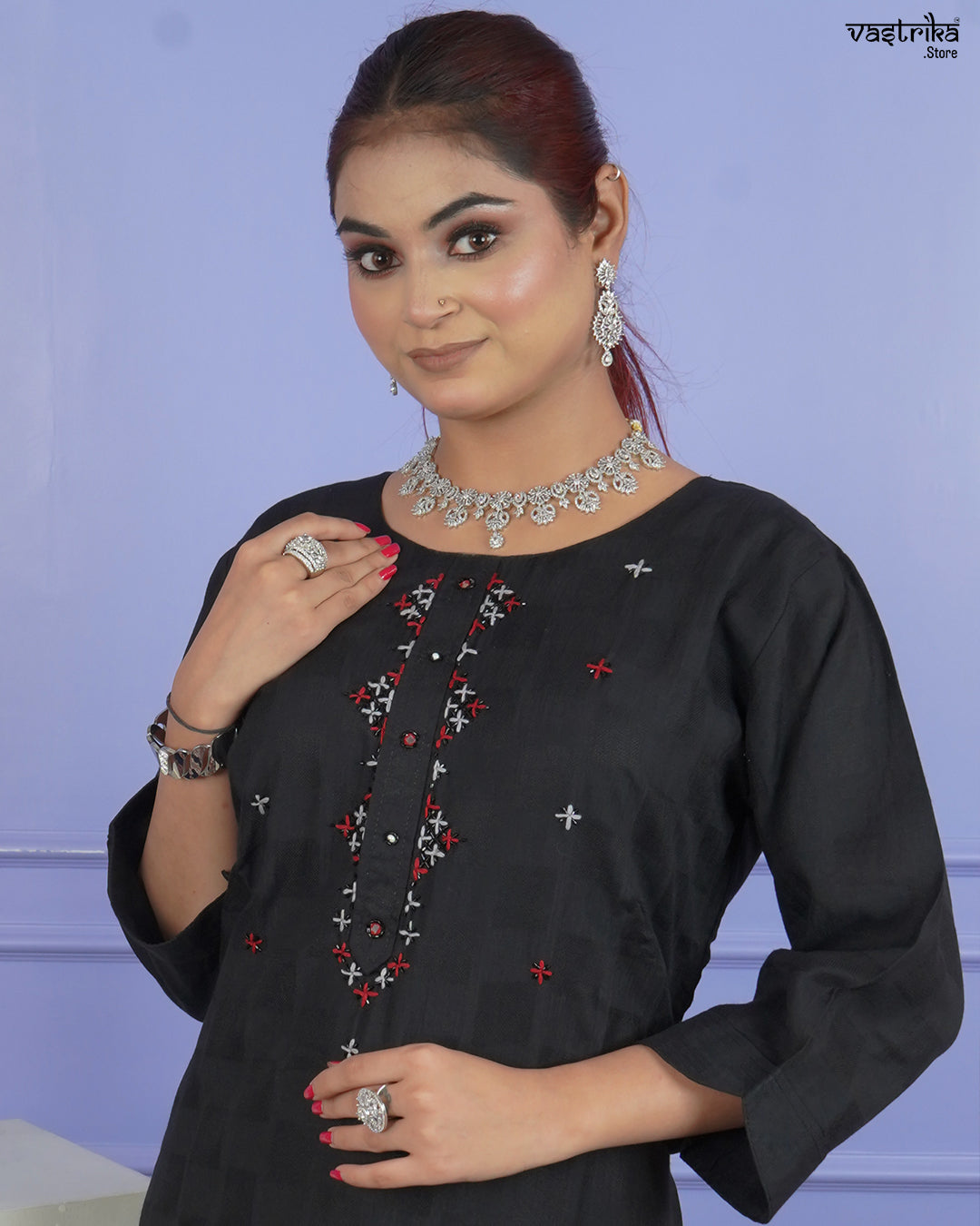 Gath Kadhai Handworked Kurti Set