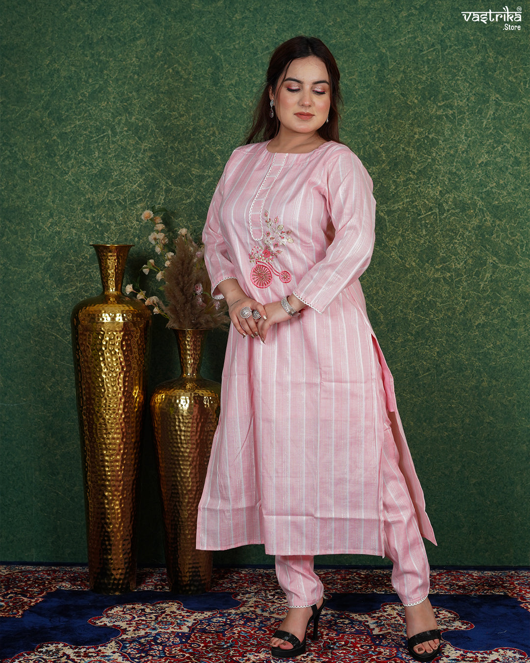 Elegant Cotton Kurti Set with Chanderi Dupatta & Handwork