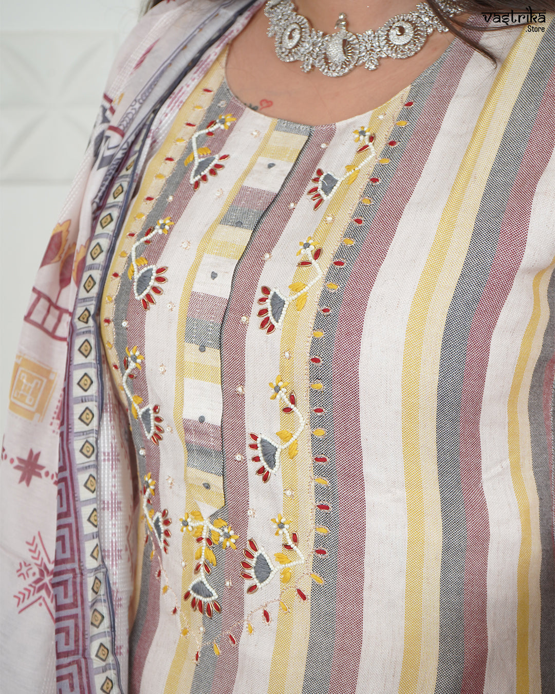 Designer V-Wing Work Kurti Set