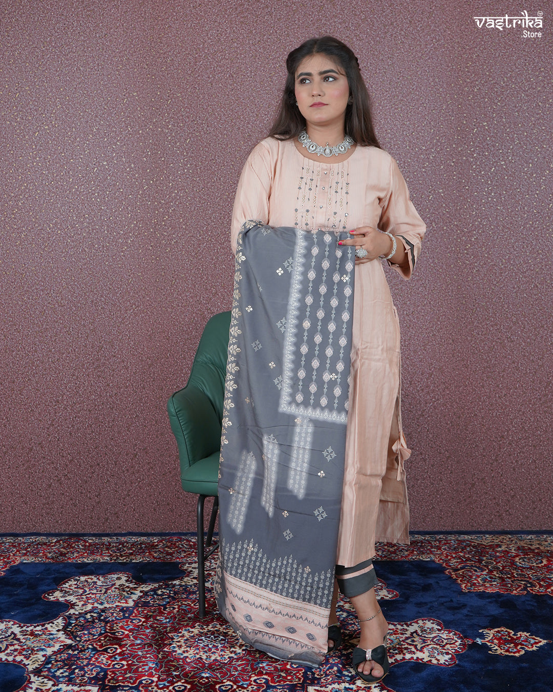 Hand-Embroidered Kurti Set – Elegant & Comfortable