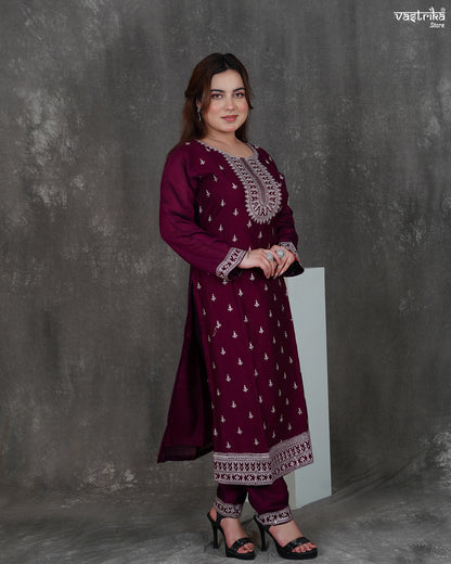 Round Neck Kurti Set with Full Jaal Dupatta & Ponchu Work