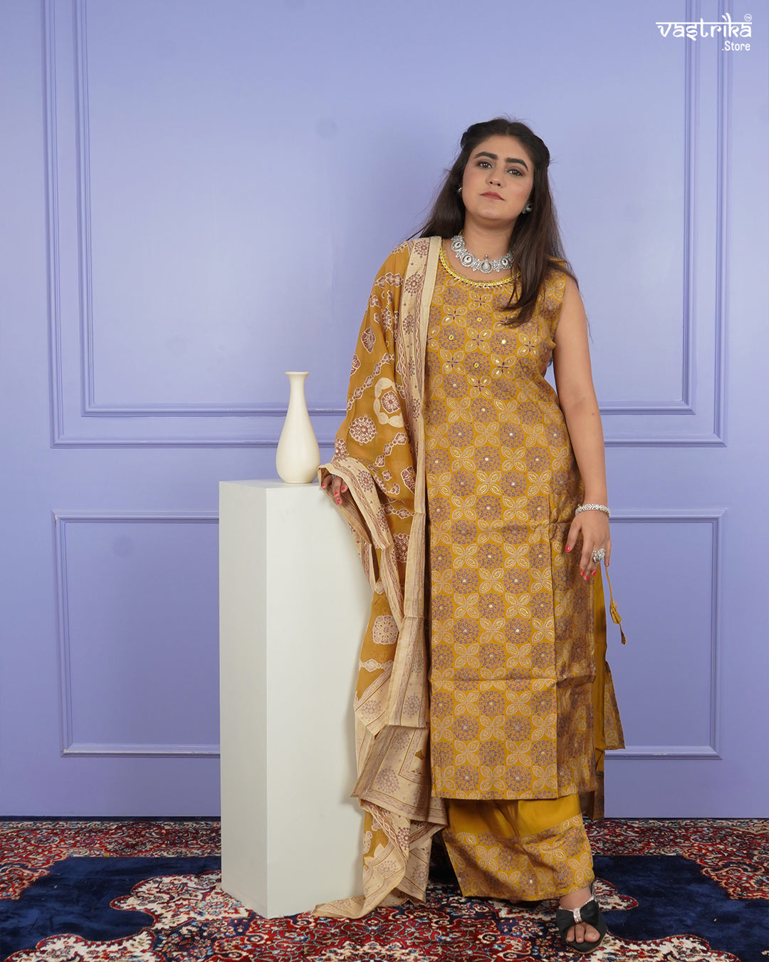 Elegant Handworked Kurti Set