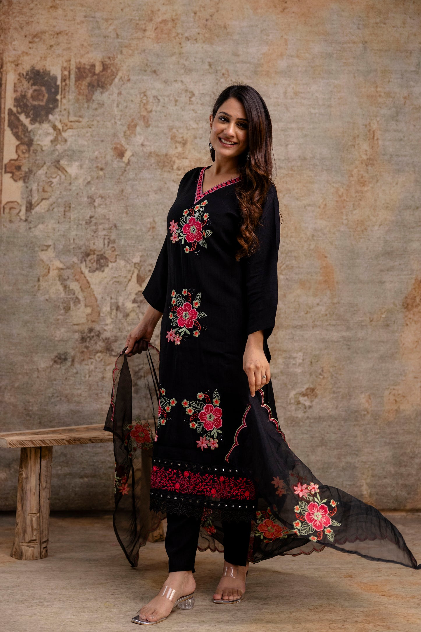 Resham Work V-Gala Kurti with Simple Bottom & Heavy Resham Work Dupatta