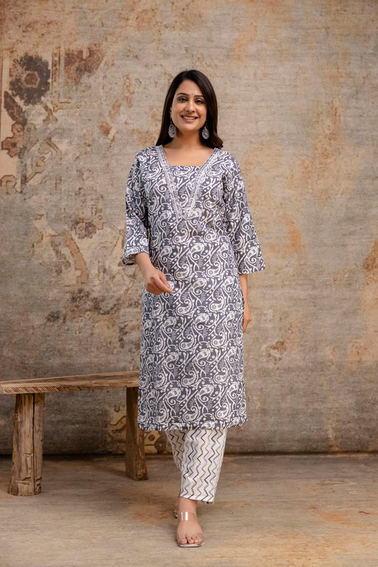 Resham Work V-Gala Kurti with Simple Bottom & Heavy Resham Work Dupatta