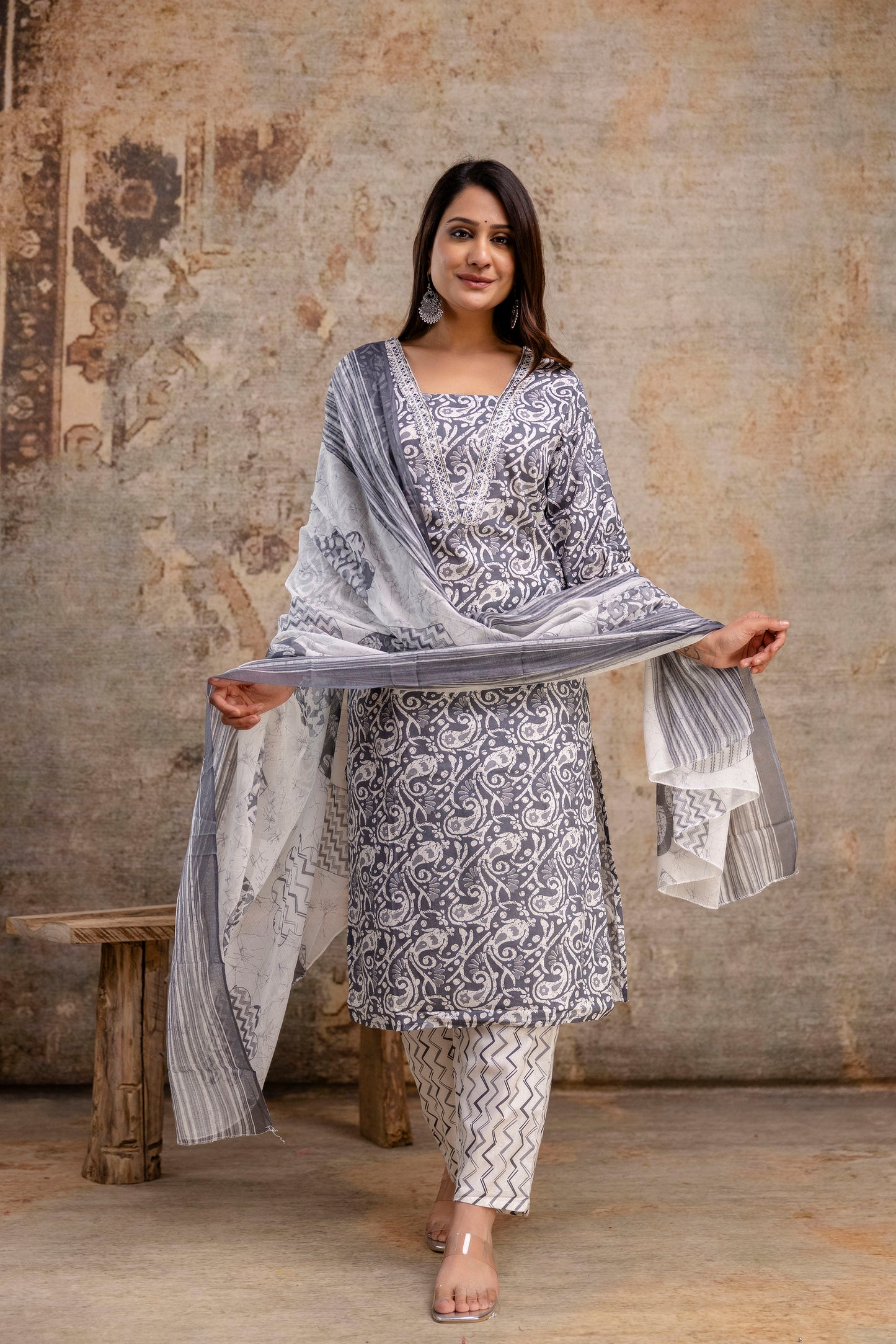 Resham Work V-Gala Kurti with Simple Bottom & Heavy Resham Work Dupatta