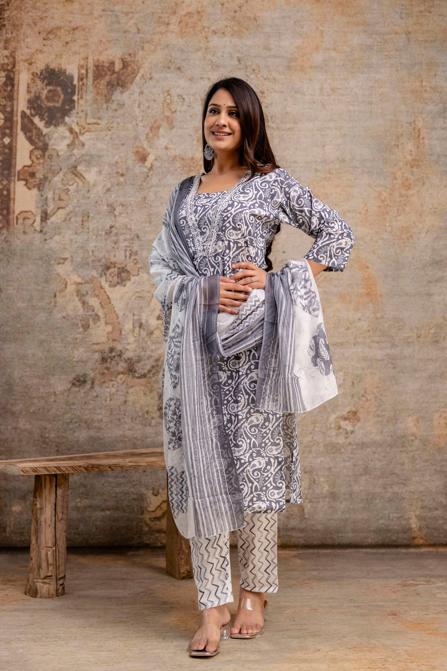 Resham Work V-Gala Kurti with Simple Bottom & Heavy Resham Work Dupatta