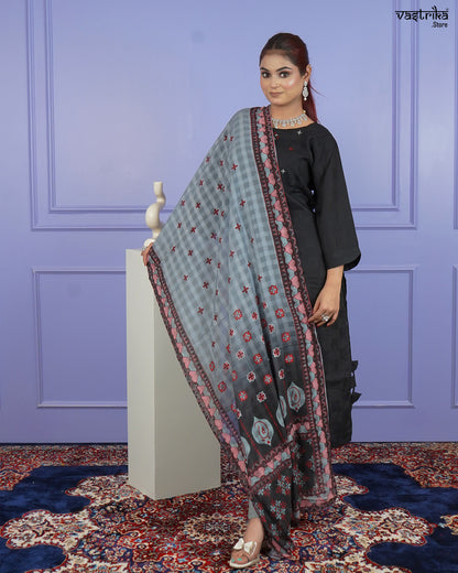 Gath Kadhai Handworked Kurti Set