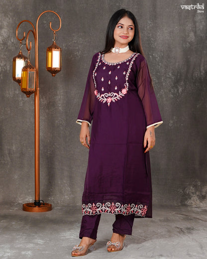 Jimmi Chuu Kurti Set with Resham & Thread Work