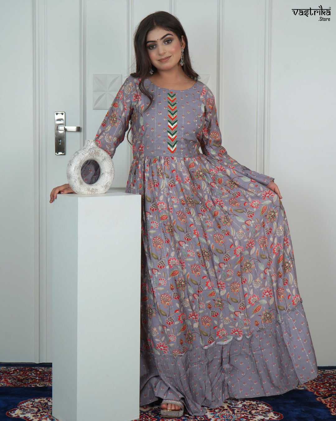 One-Piece Frock – Round Neck, Hand-Worked Detailing