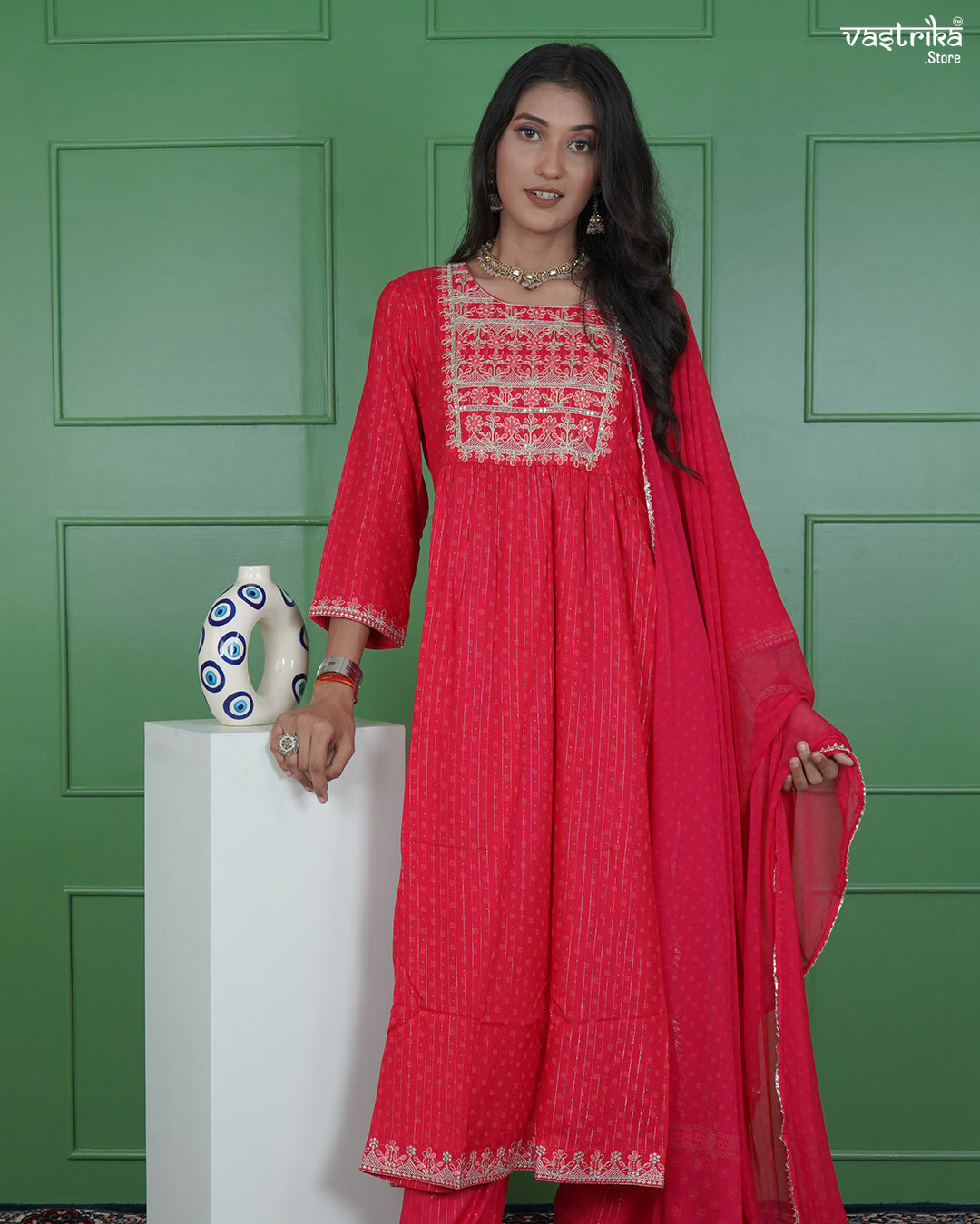 Nyra Cut Resham Embroidered Kurti Set