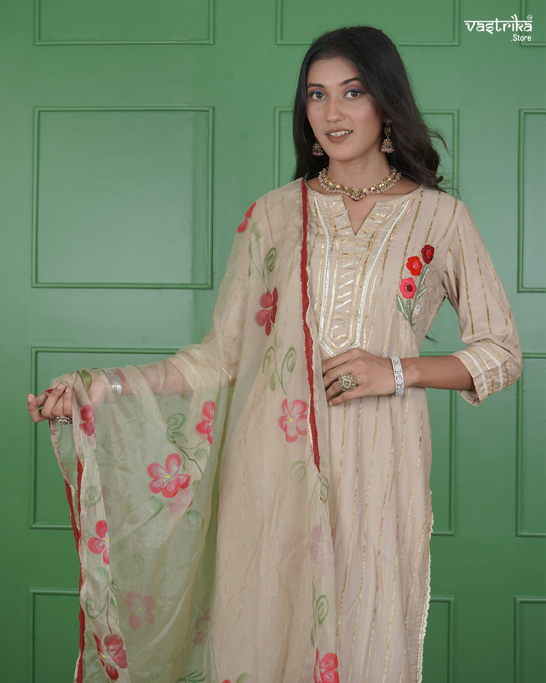 Jari & Handwork Kurti Set with Organza Dupatta