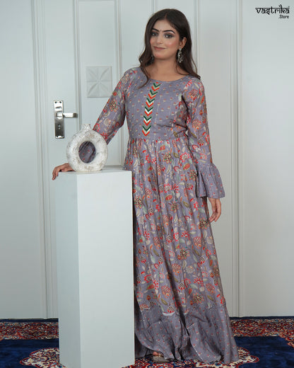 One-Piece Frock – Round Neck, Hand-Worked Detailing