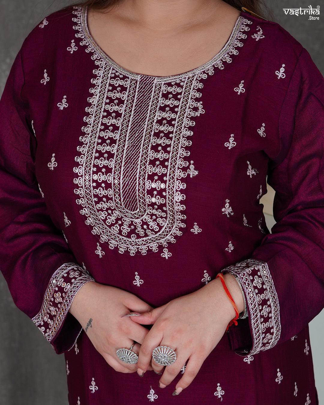 Round Neck Kurti Set with Full Jaal Dupatta & Ponchu Work