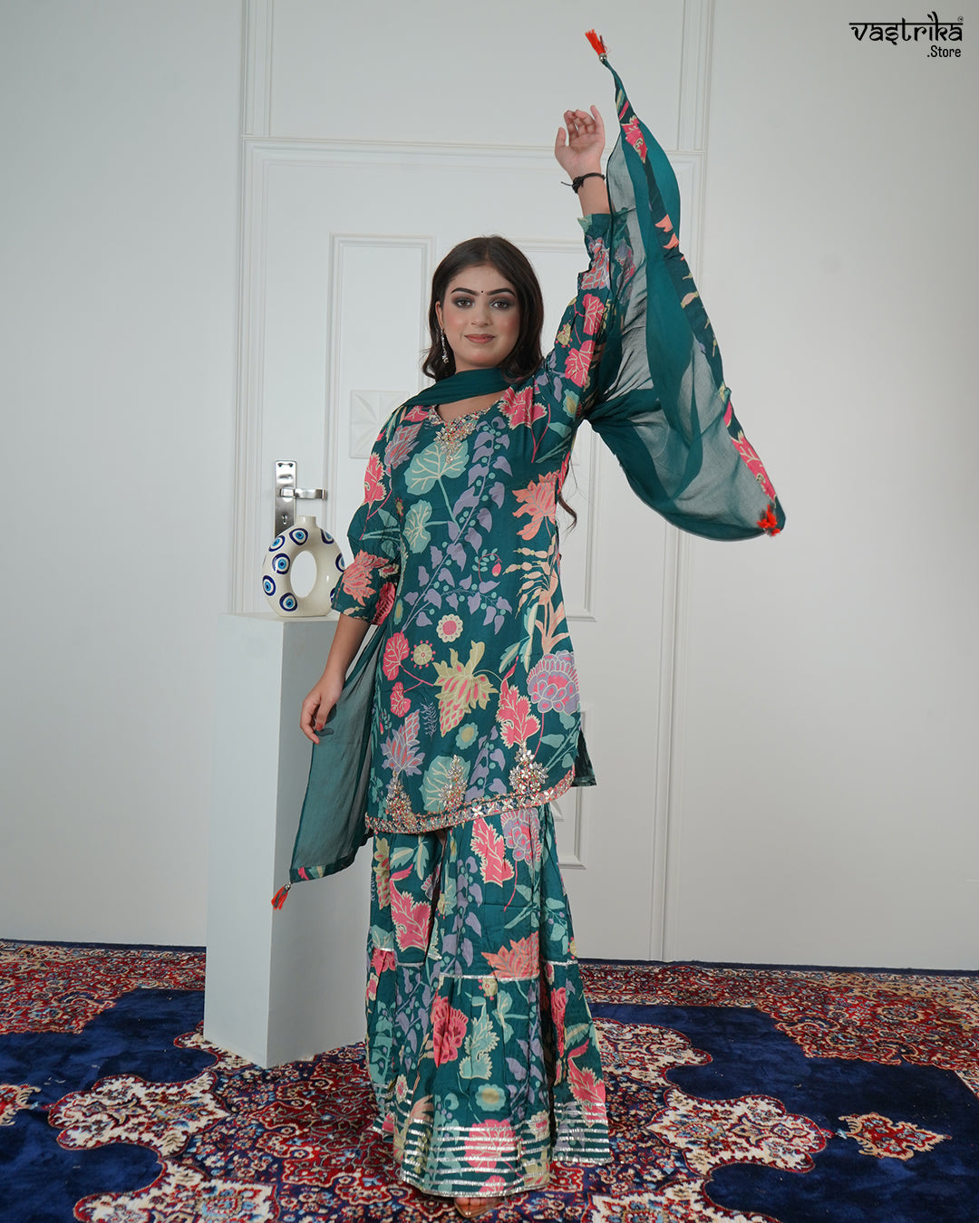 Graceful Gotta Patti Kurti Set