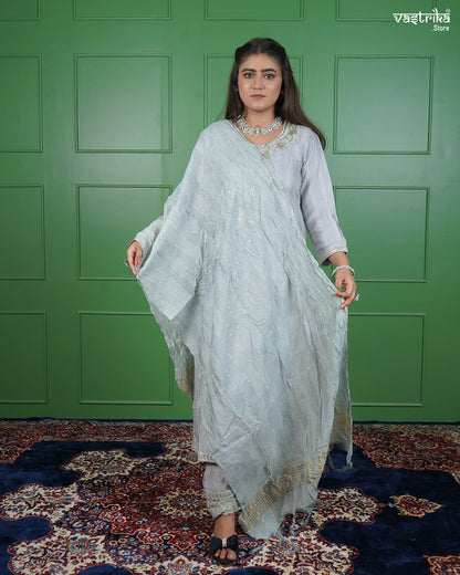 Graceful Jari Thread Embroidered Kurti Set