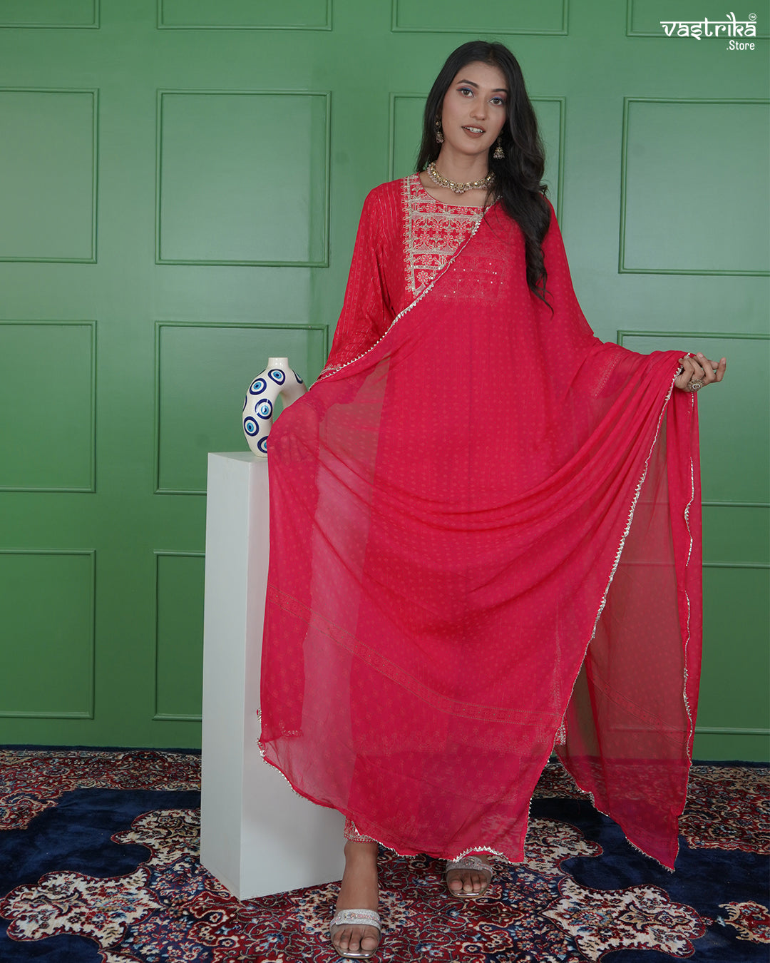 Nyra Cut Resham Embroidered Kurti Set