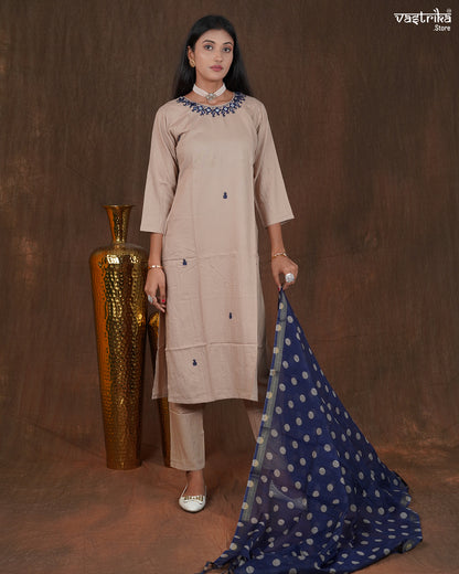 Noor Mirror Work Kurti Set