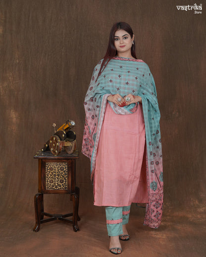 Meher Gath Kahdaai Kurti Set with Printed Dupatta