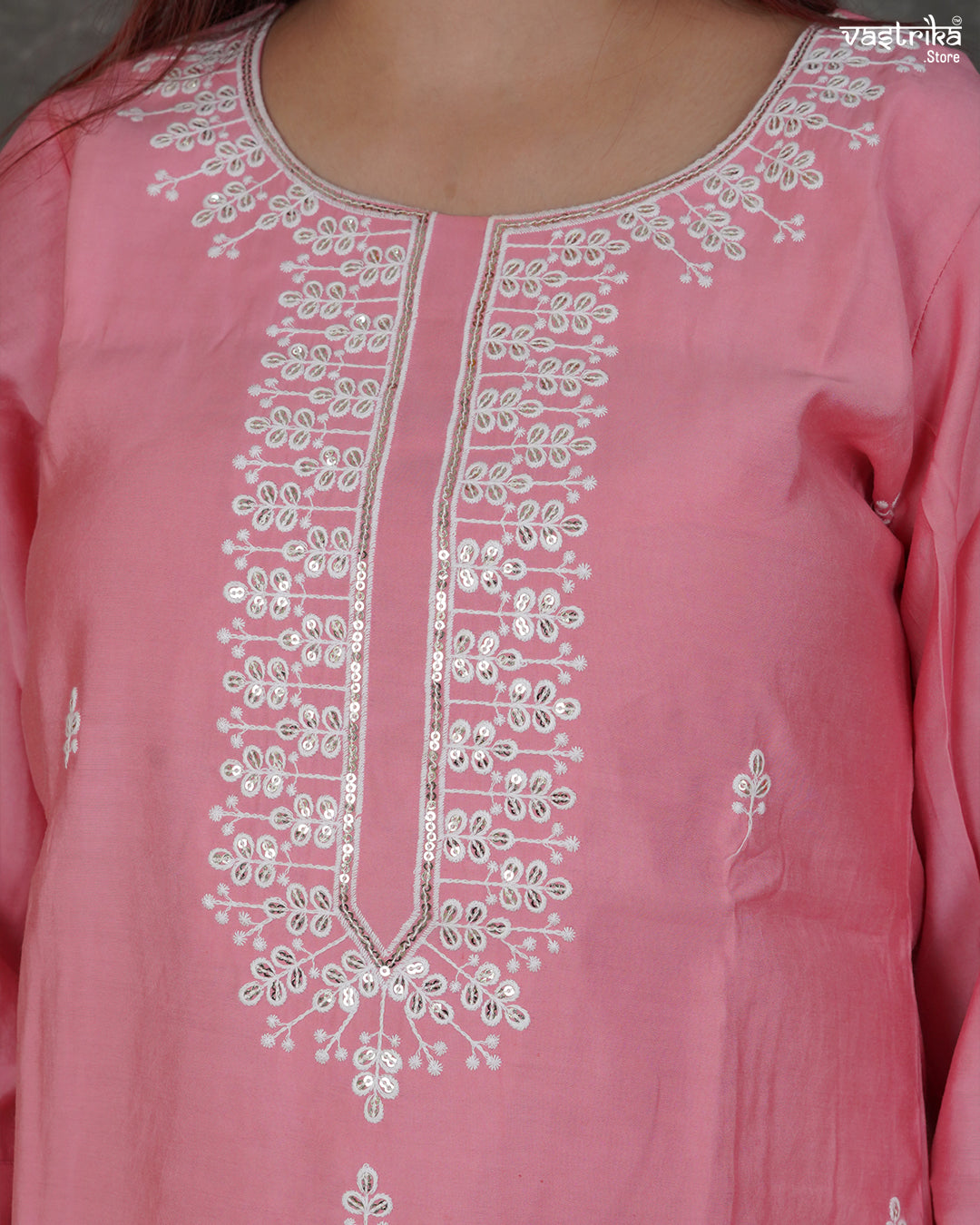 Zohra Threadwork Kurti Set with Organza Dupatta