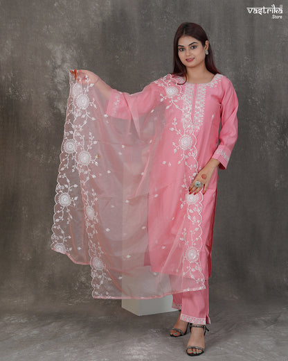 Zohra Threadwork Kurti Set with Organza Dupatta