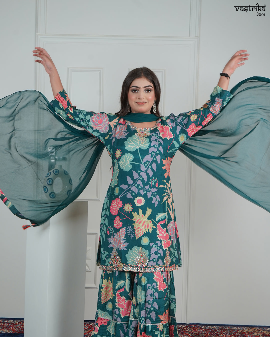 Graceful Gotta Patti Kurti Set