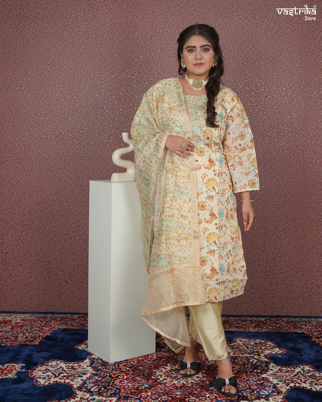 Subtle Shine Straight Kurti Se