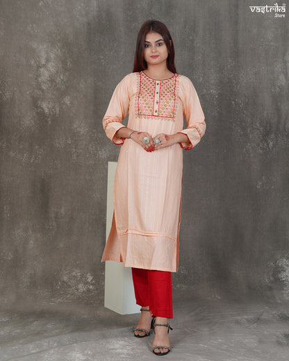 Thread Elegance Kurti Set
