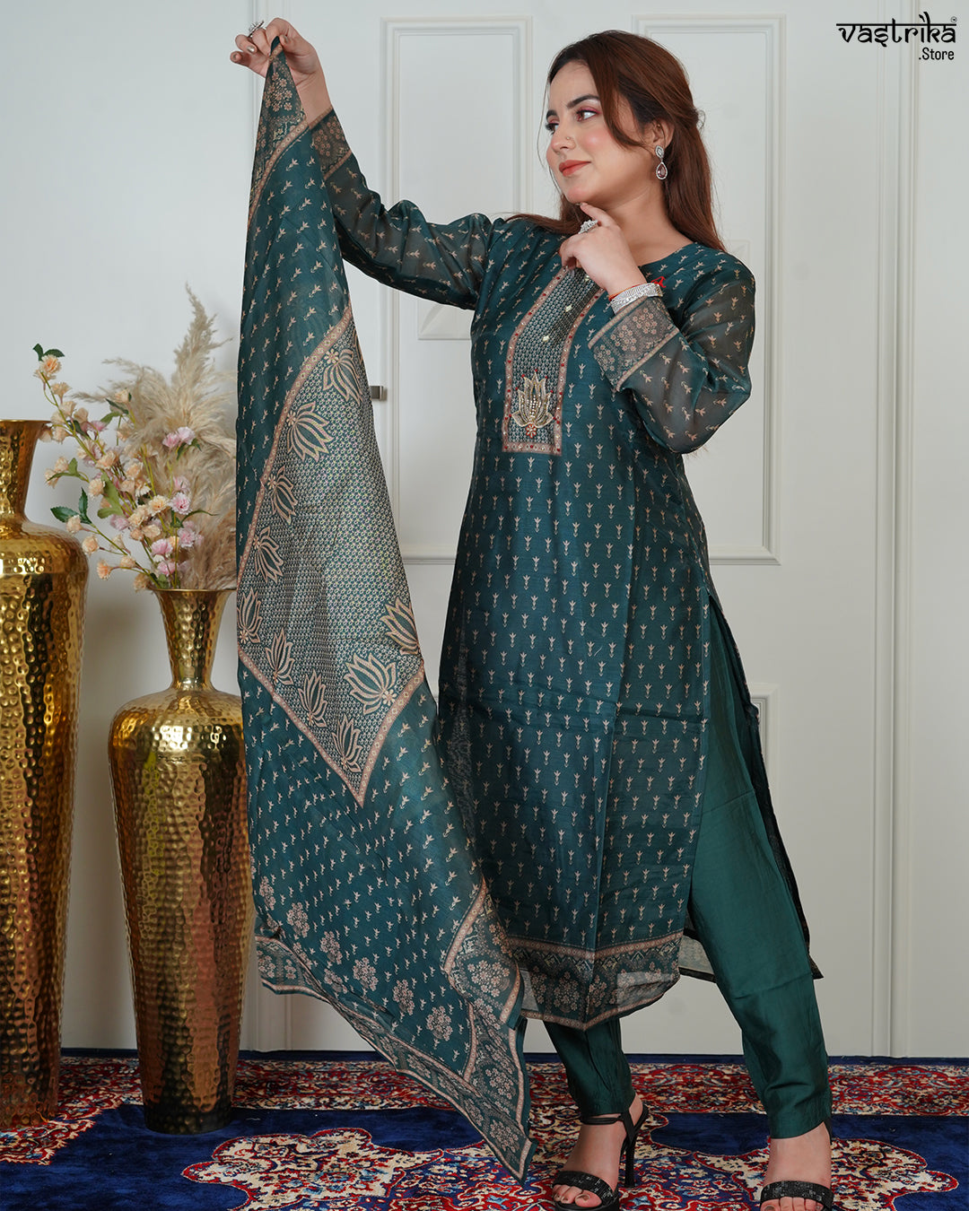 Round Gala Kurti Set with Jari & Handwork Detailing