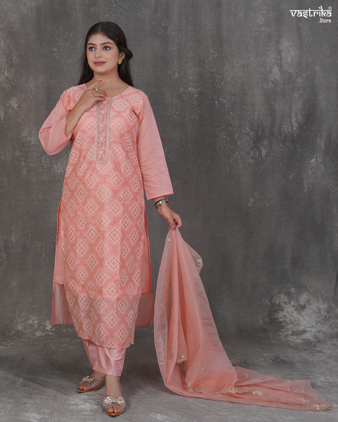 Handcrafted Grace Kurti Set
