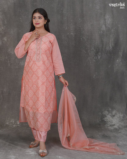 Handcrafted Grace Kurti Set